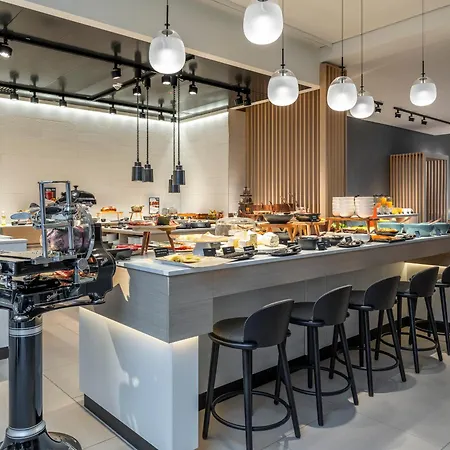 Scanhotels Stadthafen 4*