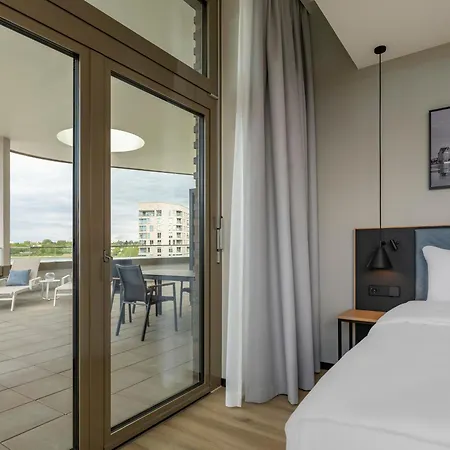 Scanhotels Stadthafen Szálloda