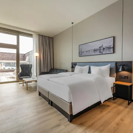 Scanhotels Stadthafen 4*