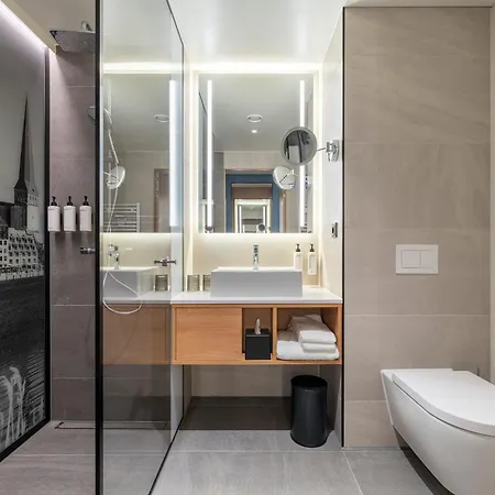 Scanhotels Stadthafen 4*