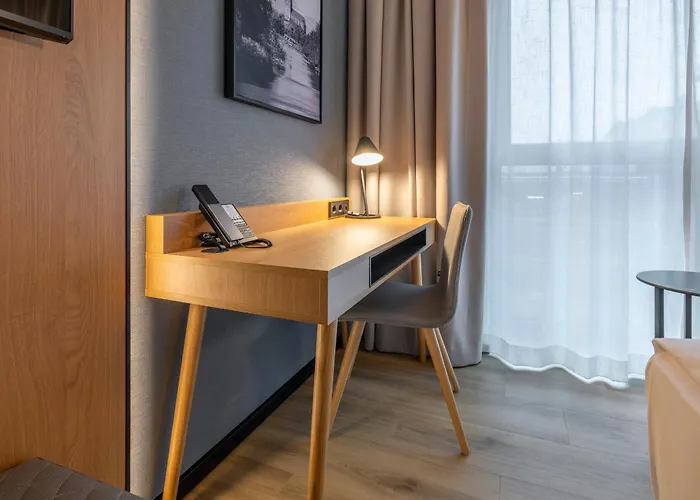 Scanhotels Stadthafen Hotel 4*